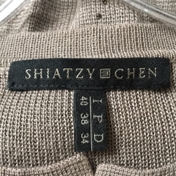 Shiatsu Chen sweater - Picture 2 of 8